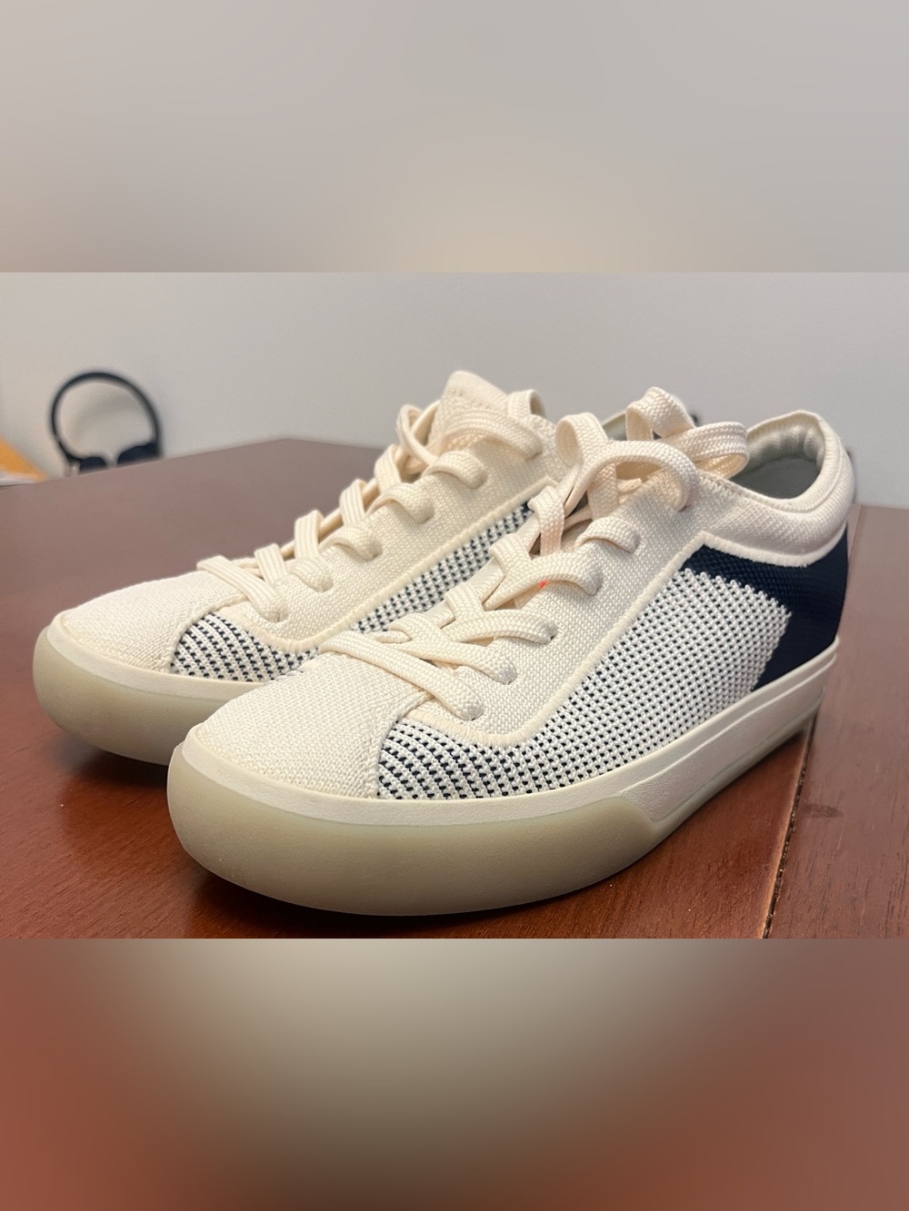 Rothy’s Lace up Sz 5